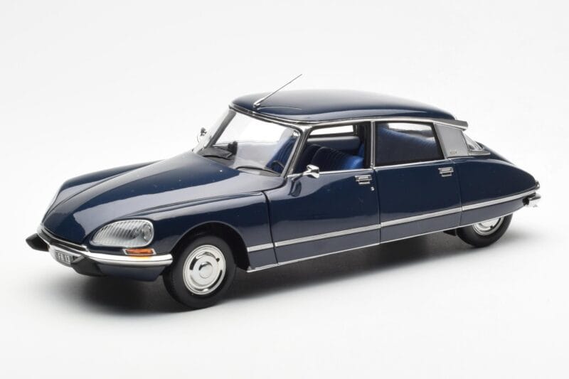 Citroen DS 23 Pallas Orient ブルー Norev 1:18