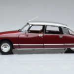 Citroen DS23 Pallas レッド Norev 1:18 - image 4 of 7