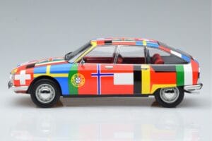 Citroen GS Drapeaux Norev 1:18 181667 メタル - 画像 3/6