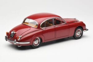 Daimler 250 V8 レッド Paragon 1:18 PA-98312 メタル - 画像 3/8