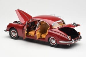 Daimler 250 V8 レッド Paragon 1:18 PA-98312 メタル - 画像 5/8