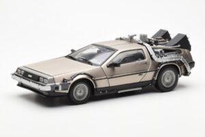 DeLorean DMC-12 Time Machine Back to the Future シルバー Sun Star 1:18