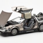 DeLorean DMC-12 Time Machine Back to the Future シルバー Sun Star 1:18 - image 8 of 8