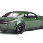 Dodge Challenger R/T SCAT Pack Widebody グリーン GT Spirit 1:18 - image 2 of 5
