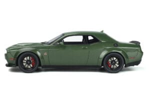 Dodge Challenger R/T SCAT Pack Widebody グリーン GT Spirit 1:18 GT815 レジン - 画像 3/5