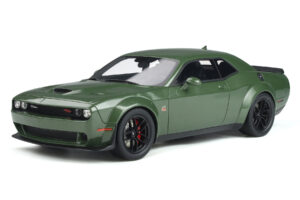 Dodge Challenger R/T SCAT Pack Widebody グリーン GT Spirit 1:18