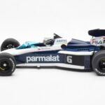 Brabham BT52 #6 R. Patrese South African GP 1983 MCG 1:18 - image 3 of 6