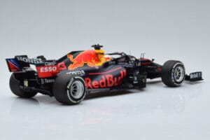 Red Bull Racing RB16B #33 M. Verstappen Abu Dhabi GP F1 World Champion 2021 Minichamps 1:18 110212333 メタル - 画像 2/6