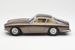 Ferrari 250 GT Lusso ブラウン メタリック KK-Scale 1:18 181023 メタル - 画像 3/6