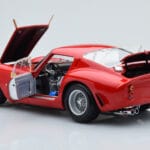 Ferrari 250 GTO レッド Kyosho 1:18 - image 5 of 10