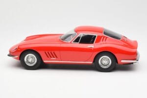 Ferrari 275 GTB レッド CMR 1:18 CMR033 メタル - 画像 3/6