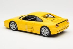 Ferrari F355 Berlinetta イエロー UT Models 1:18 180074021 メタル - 画像 5/6