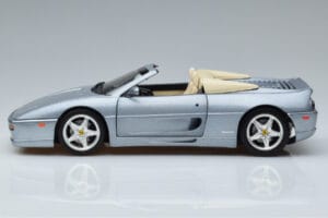 Ferrari F355 Spider Hot Wheels 1:18 23907 メタル - 画像 4/7