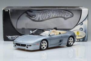 Ferrari F355 Spider Hot Wheels 1:18 23907 メタル - 画像 7/7