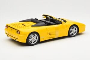 Ferrari F355 Spider イエロー UT Models 1:18 180074031 メタル - 画像 2/6