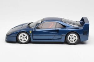 Ferrari F40 ブルー GT Spirit 1:18 GT914 レジン - 画像 3/6