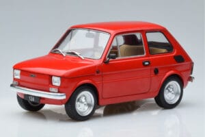 Fiat 126 レッド MCG 1:18 MCG18323 メタル