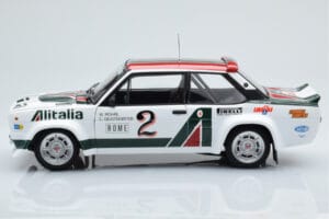 Fiat 131 Abarth Alitalia #2 W. Röhrl / C. Geistdörfer Rally Monte Carlo 1978 Kyosho 1:18 08376G メタル - 画像 4/10