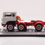 Fiat 690 T1 ホワイト IXO 1:43