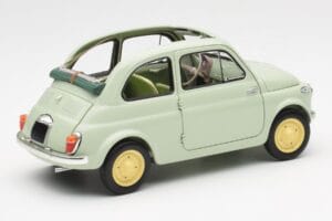 Fiat Nuova 500 クリア グリーン Kyosho 1:18 08966LG メタル - 画像 3/8