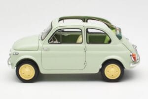 Fiat Nuova 500 クリア グリーン Kyosho 1:18 08966LG メタル - 画像 4/8