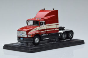 Ford Aeromax レッド IXO 1:43 TR108