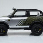 Ford Bronco RTR アイコニックシルバー GT Spirit 1:18 - image 3 of 6