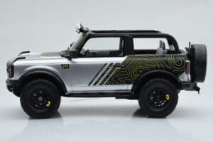 Ford Bronco RTR アイコニックシルバー GT Spirit 1:18 GT404 レジン - 画像 3/6