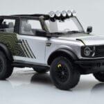 Ford Bronco RTR アイコニックシルバー GT Spirit 1:18 - image 4 of 6