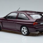 Ford Escort RS Cosworth パープル Norev 1:18 - image 5 of 6