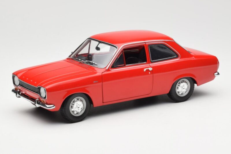 Ford Escort Mk1 RHD レッド Minichamps 1:18