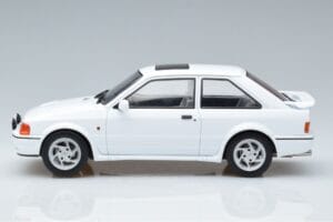 Ford Escort Mk4 RS Turbo S ホワイト MCG 1:18 MCG18271 メタル - 画像 3/6