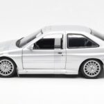 Ford Escort RS Cosworth ストリートカー シルバー UT Models 1:18 - image 3 of 6