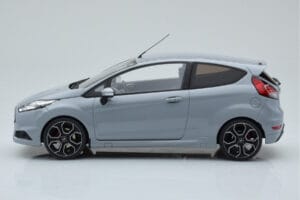 Ford Fiesta ST2000 グレー Otto 1:18 OT985 レジン - 画像 3/6