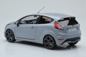 Ford Fiesta ST2000 グレー Otto 1:18 OT985 レジン - 画像 5/6