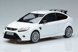 Ford Focus RS Mk2 ホワイト Otto 1:18 OT977 レジン