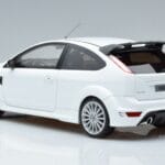 Ford Focus RS Mk2 ホワイト Otto 1:18 OT977 レジン - image 5 of 6