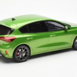 Ford Focus Mk5 ST Phase 2 ミーングリーン Otto 1:18 - image 2 of 6