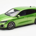 Ford Focus Mk5 ST Phase 2 ミーングリーン Otto 1:18