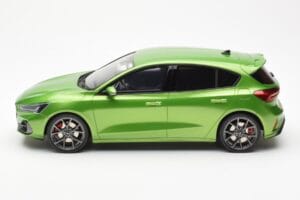 Ford Focus Mk5 ST Phase 2 ミーングリーン Otto 1:18 OT450 レジン - 画像 3/6