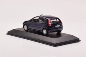 Ford Fusion ブルー Minichamps 1:43 403082205 メタル - 画像 3/4