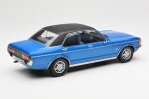 Ford Granada Mk1 メタリックブルー マットブラック MCG 1:18 MCG18394 メタル - 画像 2/6