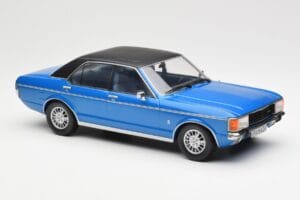 Ford Granada Mk1 メタリックブルー マットブラック MCG 1:18 MCG18394 メタル - 画像 4/6