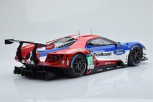 Ford GT Chip Ganassi Racing UK #67 M. Franchitti / A. Priaulx / H. Tincknell 24 Hours of Le Mans 2016 Minichamps 1:18 1551686 - 画像 2/6