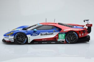 Ford GT Chip Ganassi Racing UK #67 M. Franchitti / A. Priaulx / H. Tincknell 24 Hours of Le Mans 2016 Minichamps 1:18 1551686 - 画像 3/6