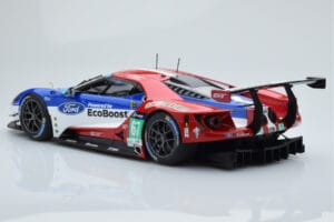 Ford GT Chip Ganassi Racing UK #67 M. Franchitti / A. Priaulx / H. Tincknell 24 Hours of Le Mans 2016 Minichamps 1:18 1551686 - 画像 5/6