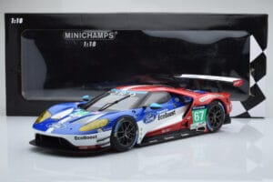 Ford GT Chip Ganassi Racing UK #67 M. Franchitti / A. Priaulx / H. Tincknell 24 Hours of Le Mans 2016 Minichamps 1:18 1551686 - 画像 6/6