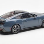 Ford Mustang Dark Horse ベイパーブルーメタリック GT Spirit 1:18 - image 2 of 6