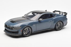 Ford Mustang Dark Horse ベイパーブルーメタリック GT Spirit 1:18