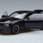 Ford Mustang GT S197 Bullitt AUTOart 1:18 73067 メタル - image 2 of 7